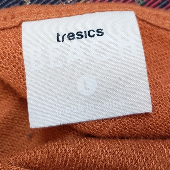 Tresics Beach Dress - Picture 5 of 5